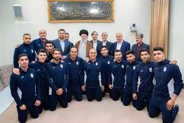 دیدار ملی‌پوشان فوتسال با مقام معظم رهبری