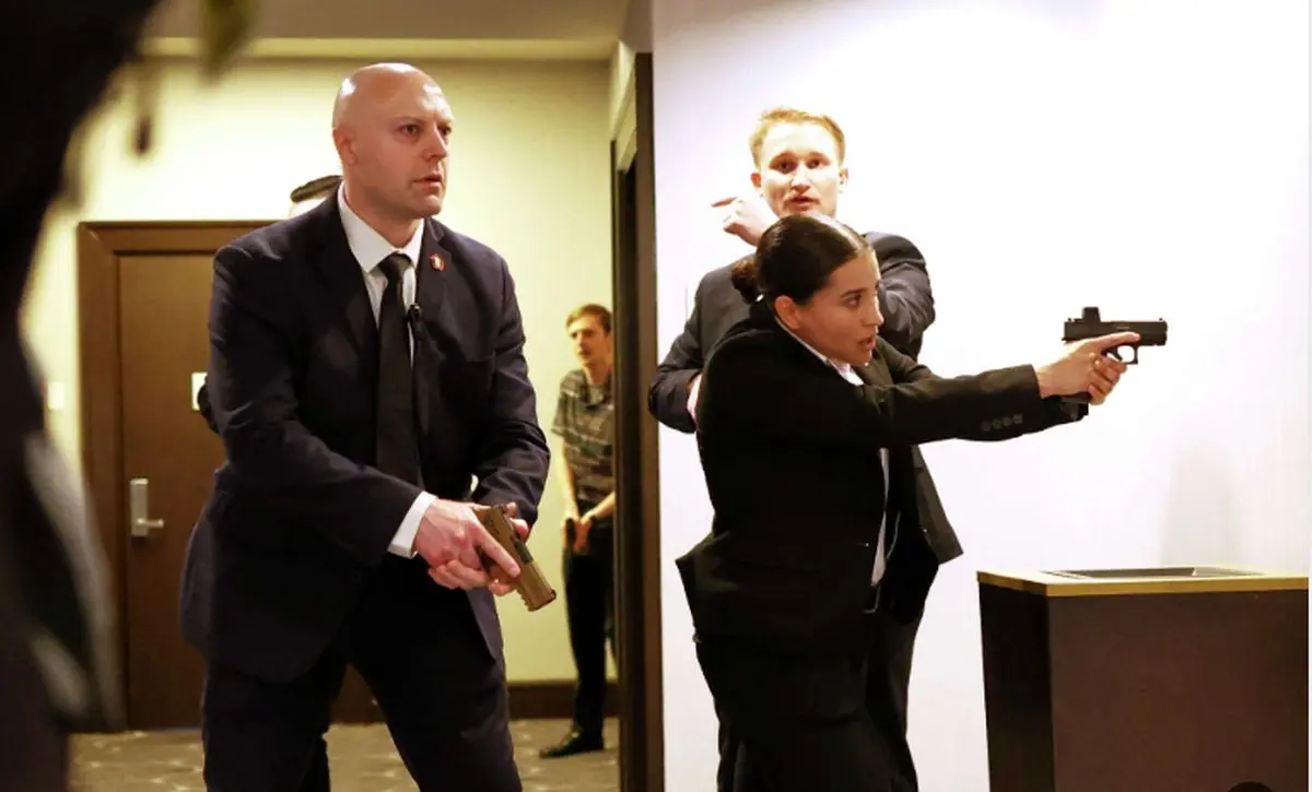 سناتورهای آمریکا حمله به ضیافت شام خبرنگاران کاخ سفید را محکوم کردند