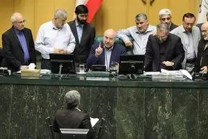 مجلس در حصار جلسات غیرعلنی
