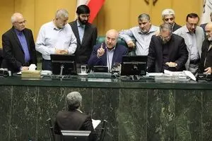 مجلس در حصار جلسات غیرعلنی