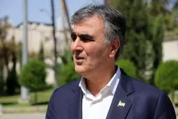  دلار در مرکز مبادله رسمی در ۷۰ هزار تومان تثبیت می‌شود