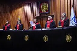 دیوان عالی ونزوئلا دلسی رودریگز را رئیس‌جمهور موقت اعلام کرد