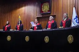 دیوان عالی ونزوئلا دلسی رودریگز را رئیس‌جمهور موقت اعلام کرد