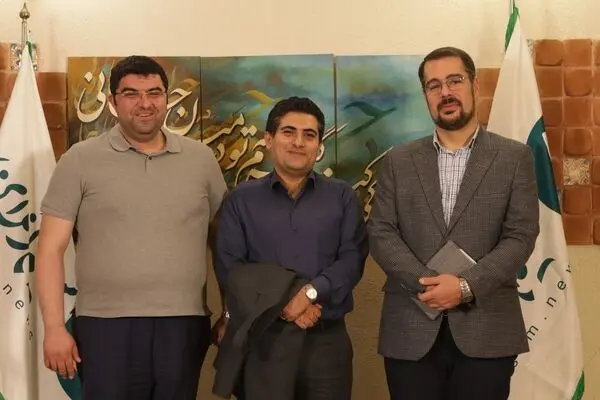 در هپروت هستیم!