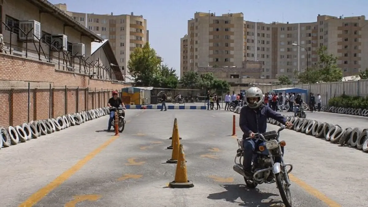 صدور گواهینامه یک‌روزه برای موتورسیکلت