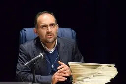 سیاه نمایی و سفیدنمایی دو لبه‌ی یک قیچی