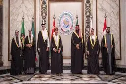 جنگ بیانیه‌ای بر علیه تمامیت ارضی ایران