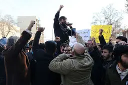 پیوند تحجر و سرمایه داری در مشهد