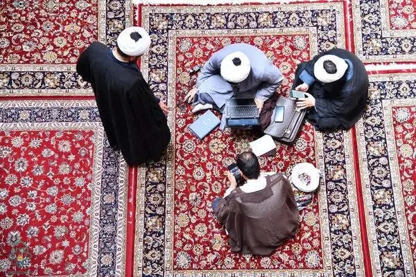 زنگ خطر ترجیح طلاب بی‌درد و محافظه‌کار در حوزه