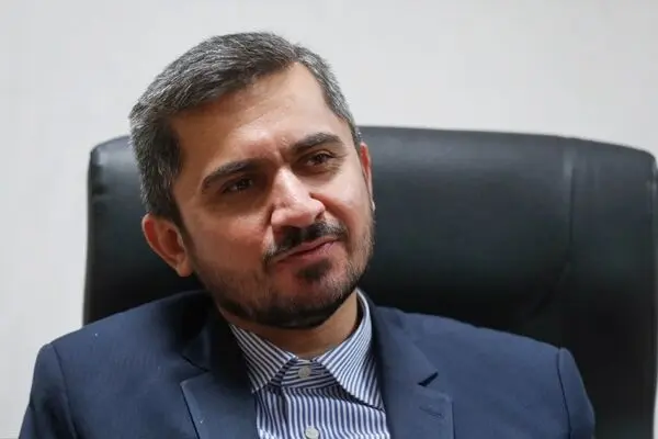 داستان امکانات «از ما بهتران» و «حاشیه‌نشین‌ها»