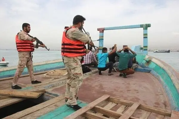 بازداشت ۳۹ نفر در ارتباط با قاچاق سوخت