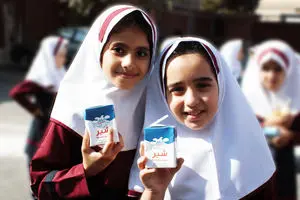 آغاز توزیع سراسری شیر در مدارس کشور | جبران وقفه یک‌ماهه با افزایش نوبت‌های توزیع