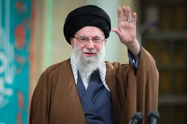 رهبر انقلاب اسلامی به شهادت رسید