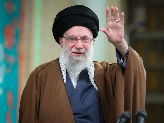 پیکر مطهر رهبر شهید انقلاب در رواق دارالذکر حرم مطهر رضوی به خاک سپرده شد