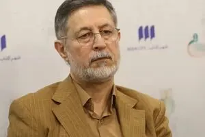 برگزاری مناظرات به شکل دوبه‌دو مناسب‌تر است
