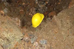 ریزش معدن در مهاباد قربانی گرفت