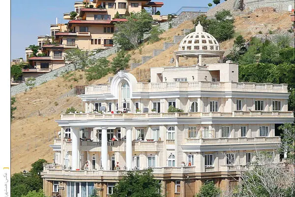 غلبه‌ی راست مبتذل بر حوزه مسکن در ایران