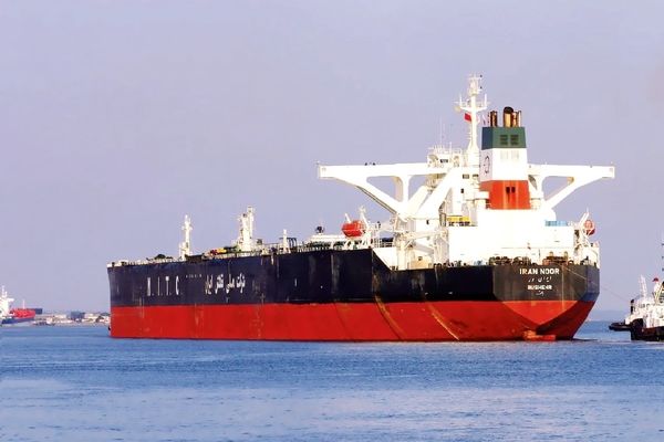 کشتی سوختی ایرانی و بحران اقتصادی لبنانی