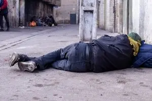 کشتی آزاد با اعتیاد