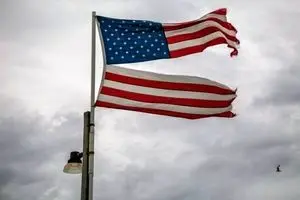 فیلم: آمریکا دیگر یک اَبر قدرت نیست!
