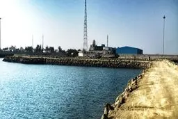 تصرف سواحل به گونه‌ای دیگر در سواحل بکر جنوب شرق ایران