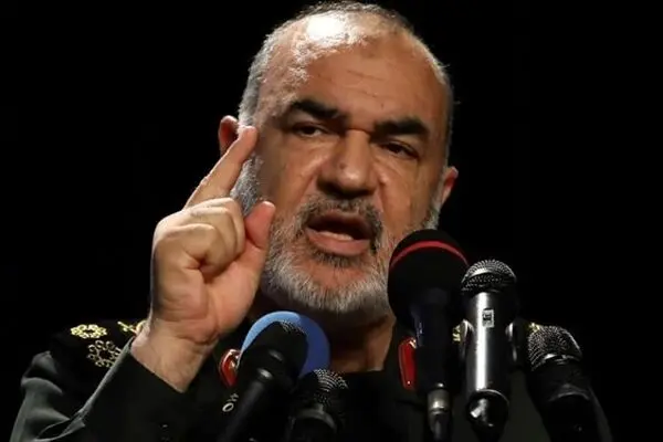 سرلشکر سلامی: آیت‌الله مصباح با آبروی خود با خدا معامله کرد
