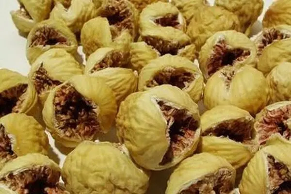 قاچاق انجیر ایران به چین/ تعرفه صادراتی بالاست