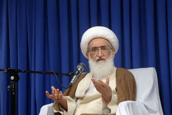 قدردان انقلابی باشیم که ما را به عزت رساند