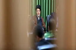 نهادهایی که به جای مجلس تصمیم می گیرند