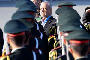 رئیس‌جمهور: نیروهای انتظامی دژ مستحکم امنیت و اقتدار ملی هستند