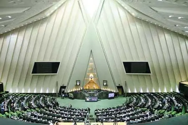 جای خالی شفافیت هنوز حس می‌شود