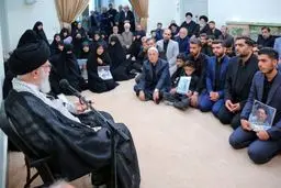 تشییع باشکوه شهدا نشان داد که ملت ایران زنده است