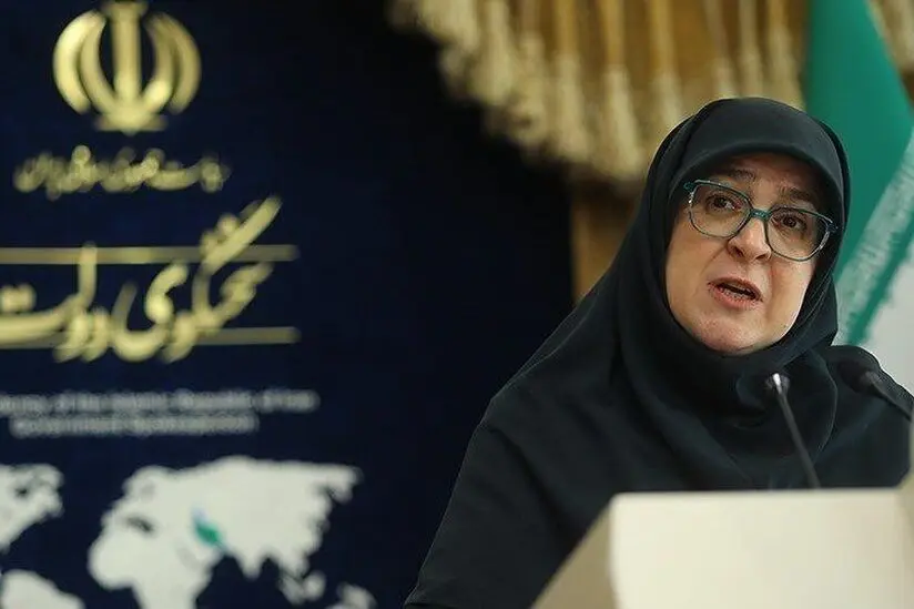 سخنگوی دولت: تغییر قیمت یا سهمیه‌بندی بنزین در دستور کار دولت است