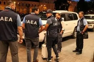 هیئت آژانس انرژی اتمی بدون همراهی بازرسان به تهران سفر می‌کند
