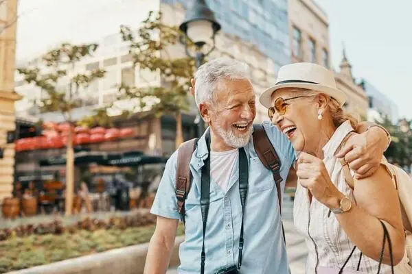 بهترین هتل کیش برای اقامت مسافران سالمند