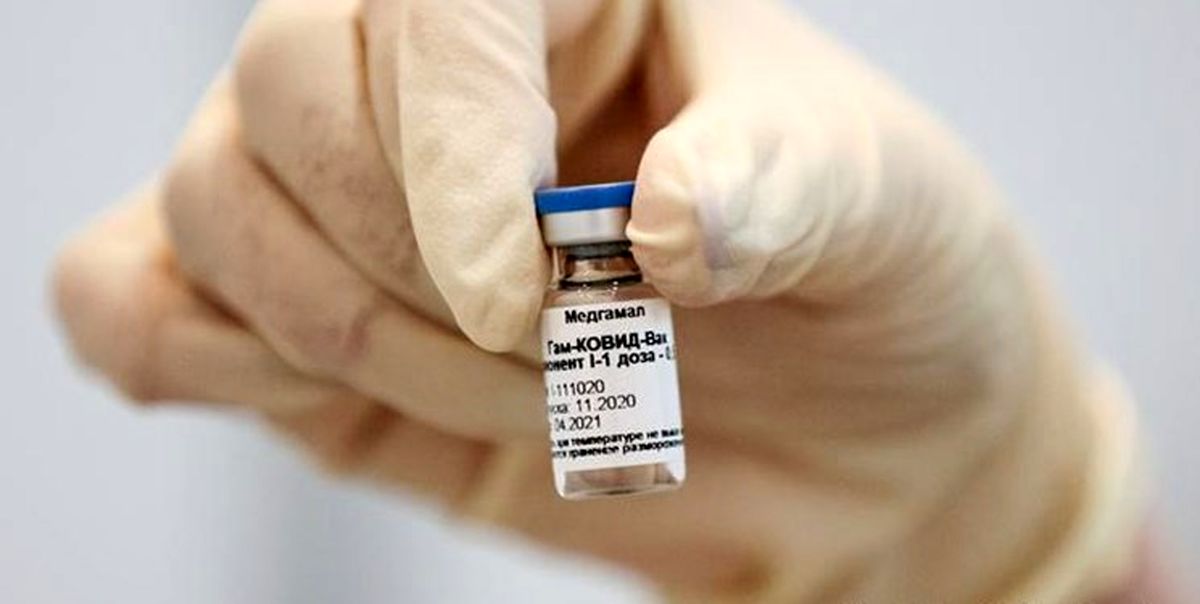 فیلم: اولین محموله واکسن کرونای روسیه به ایران بارگیری شد