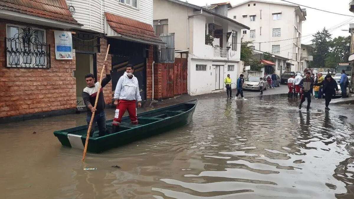 آسیب دیدن ۴۰۰۰ خانه از سیلاب آستارا 
