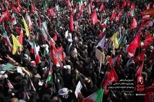 تصاویر هوایی از حضور بی‌نظیر مردم در تشییع پیکر امام شهید