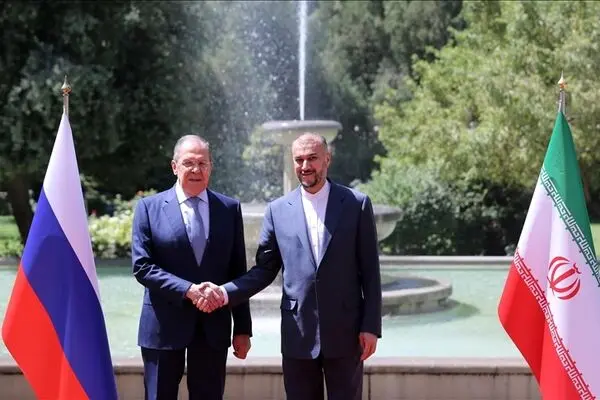 وزیر خارجه روسیه: تردیدی در مورد تمامیت ارضی ایران نداریم
