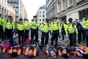 اعتصاب ممنوع