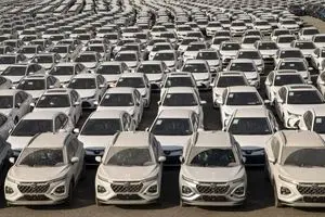 آغاز ثبت‌نام دور جدید عرضه خودروهای وارداتی | بلوکه ۵۰۰ میلیون از امروز در حساب‌های وکالتی