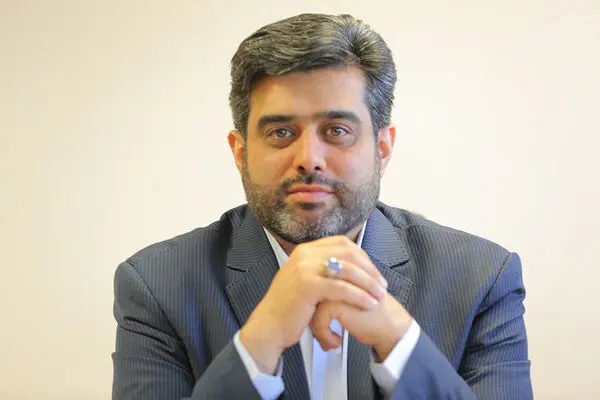 بنیاد فارابی مدیرکل جدیدش را شناخت