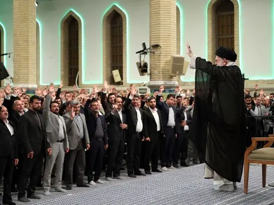 شغل معلمی نباید انتخاب آخر جوانان باشد