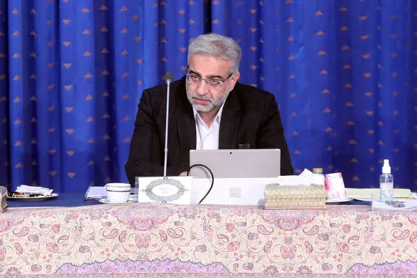 افزایش حقوق بازنشستگان نیازمند ارزیابی بیشتر