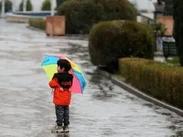 هشدار هواشناسی؛ رگبار و رعدوبرق در ۱۷ استان/ وزش باد شدید و گردوخاک در ۱۳ استان