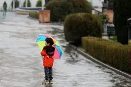 هشدار هواشناسی؛ رگبار و رعدوبرق در ۱۷ استان/ وزش باد شدید و گردوخاک در ۱۳ استان