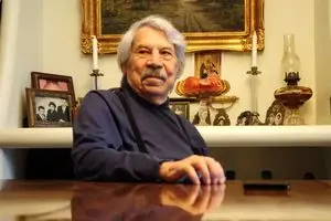 استاد «داود رشیدی» در آینه‌ی کتاب