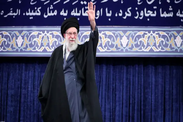 ملت ایران در سالی پرحادثه، اقتدار و زنده‌بودن خود را به رخ دشمنان کشید