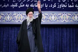 ملت ایران در سالی پرحادثه، اقتدار و زنده‌بودن خود را به رخ دشمنان کشید