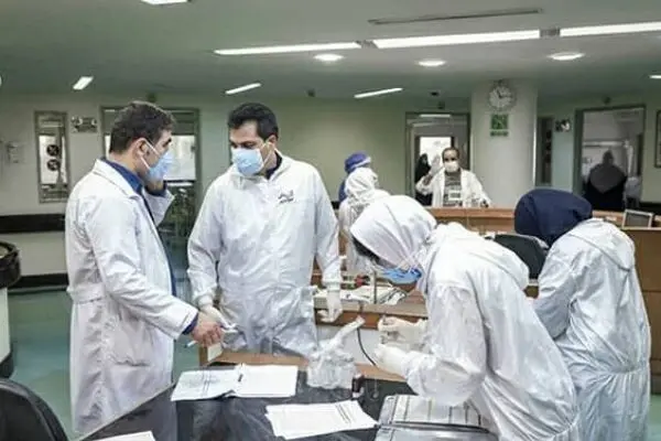 چالش‌های حذف دفترچه‌های کاغذی در بیمارستان‌ها
